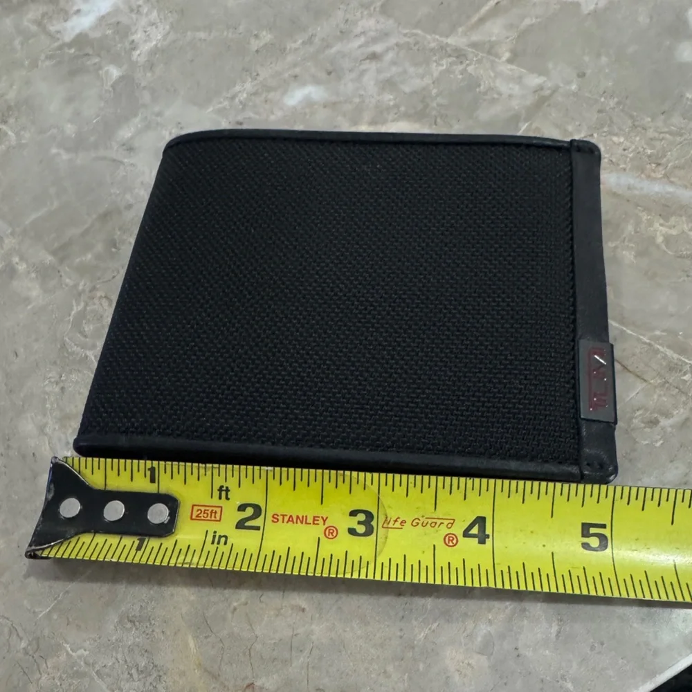 TUMI BIFOLD WALLET mesh leather and metal